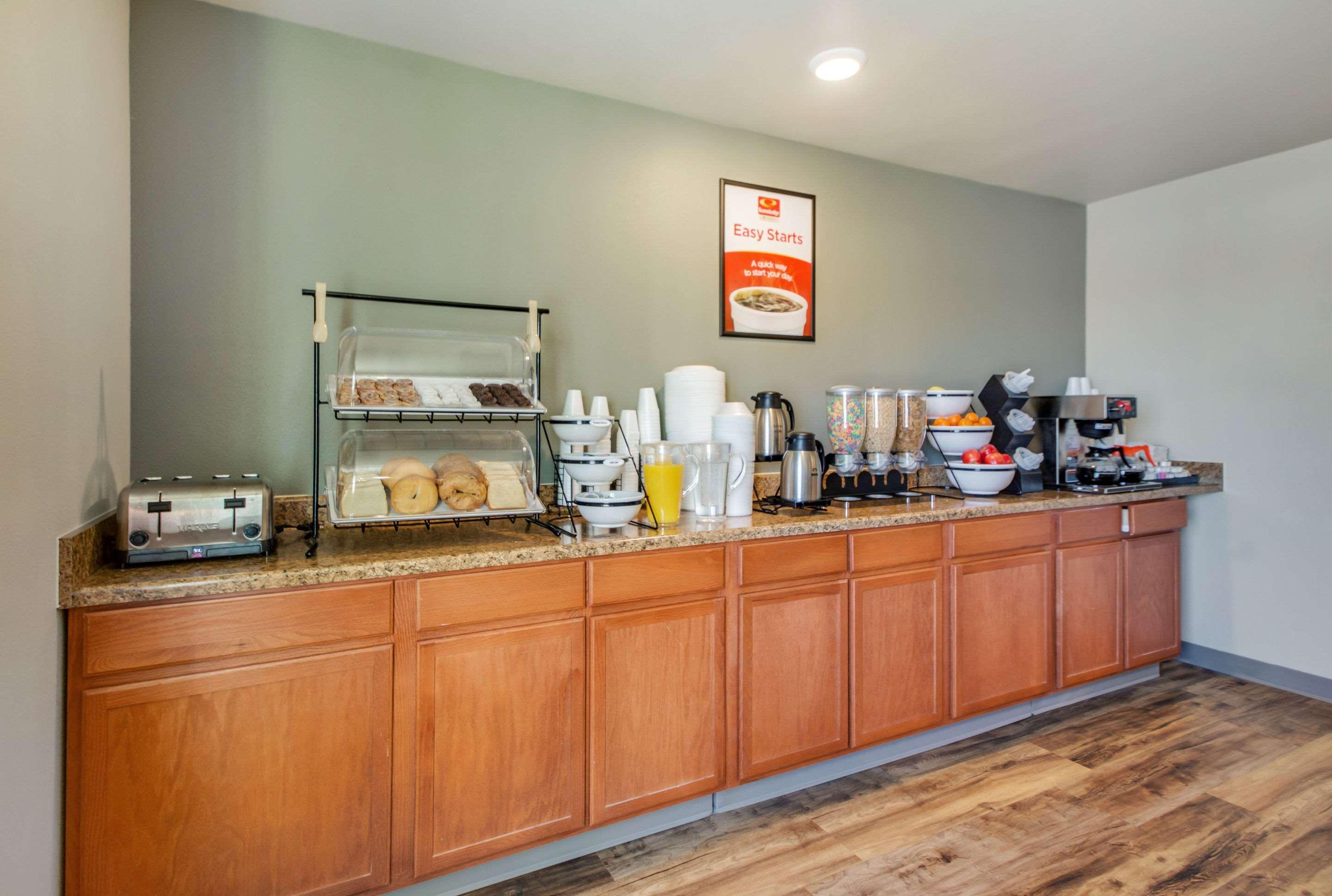 Econo Lodge Burlington Luaran gambar