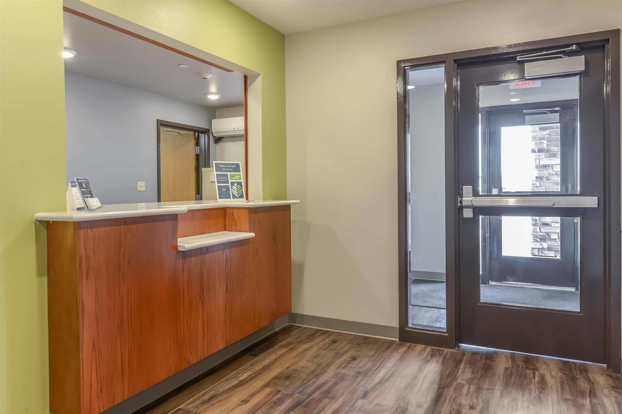 Econo Lodge Burlington Luaran gambar
